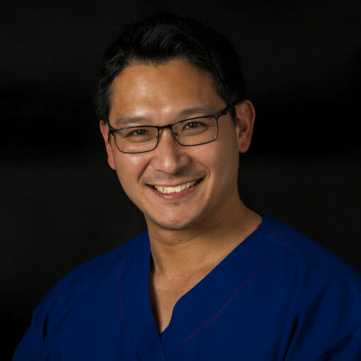 Dr Chris Huang | EndoSpine | Leaders in Endoscopic Spine Surgery